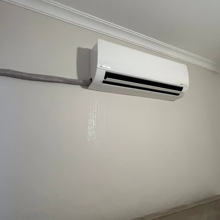 Arçelik Klima Montajı Sonrası Su Akıtıyor, Yetkili Servis Gecikiyor