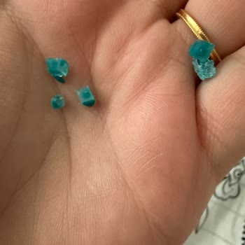 Oyun Hamurundan Çıkan Sert Parçalar Çocuğumun Sağlığını Tehlikeye Attı