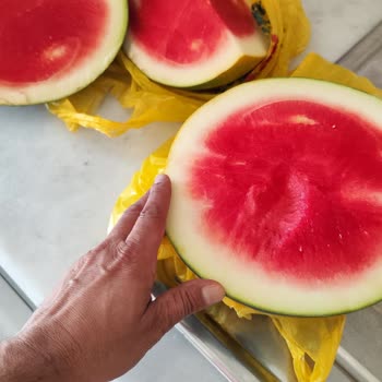 Şok Marketten Aldığım Karpuzun Kalitesiz Çıkması Ve Müşteri Memnuniyetsizliği