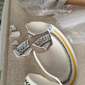 Bella Maison Kırık Ve Defolu Ürünler, Yavaş Ve Oyalayıcı İade Süreci