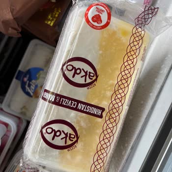 Erimiş Dondurma Satışı Ve İlgisiz Mağaza Yönetimi Müşteri Sağlığını Tehlikeye Atıyor