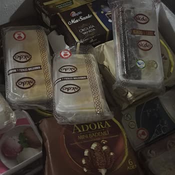 Erimiş Dondurma Satışı Ve İlgisiz Mağaza Yönetimi Müşteri Sağlığını Tehlikeye Atıyor