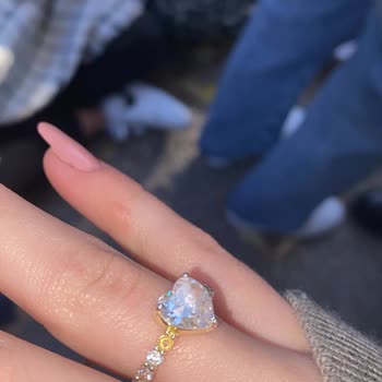 So Chic Yüzükte Sürekli Taş Düşmesi Ve Renk Solması Sorunu