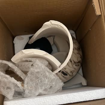 Kırık Ürün Gönderimi Ve İletişim Eksikliği Mağduriyeti