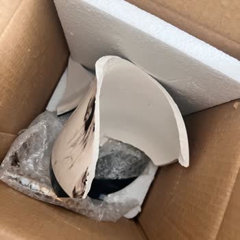 Kırık Ürün Gönderimi Ve İletişim Eksikliği Mağduriyeti