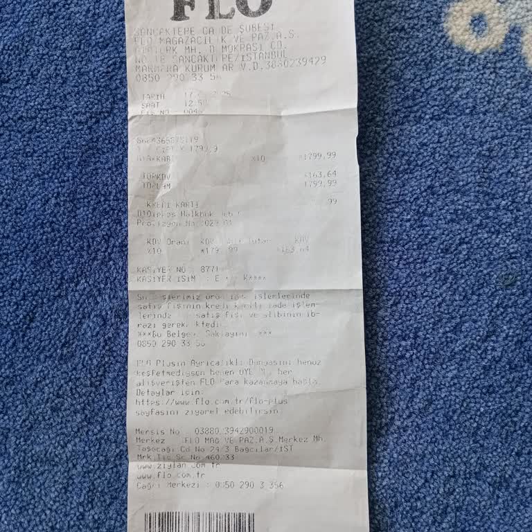 FLO Ayakkabı Sorunuma Sadece Fotoğrafla Çözüm: Müşteri Olarak Mağdur Edildim