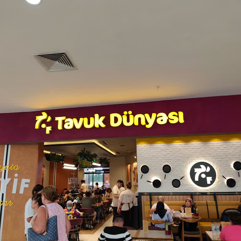 Bir Saat Bekleyip Siparişimiz Gelmedi, Hiç İlgi Gösterilmedi