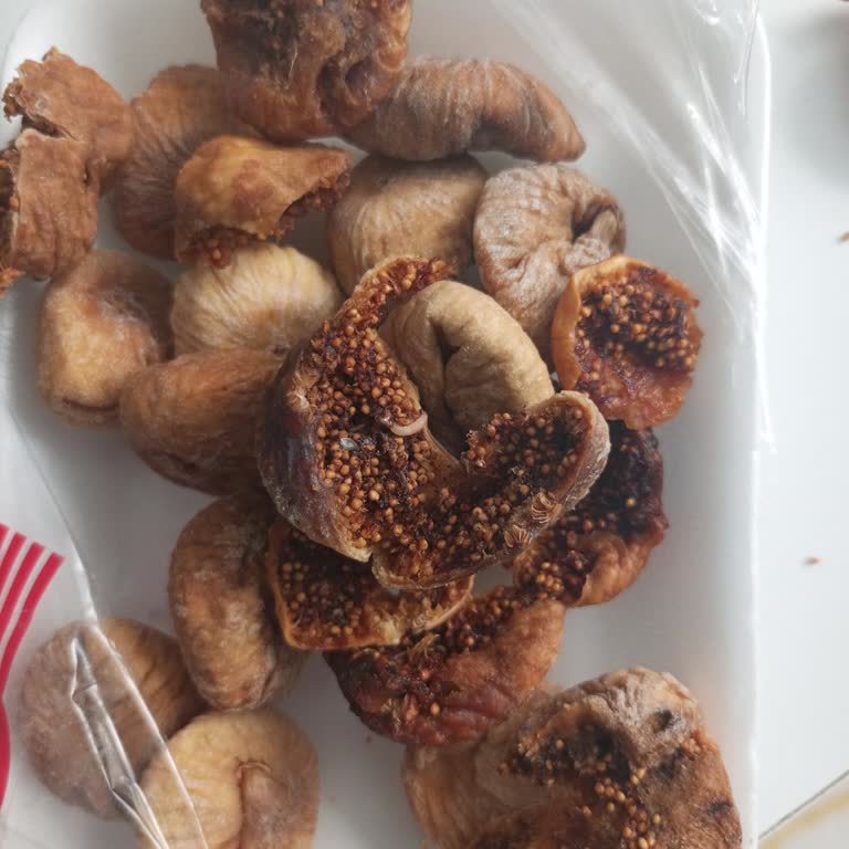 Trendyol'dan Aldığım İncir Ürünü Bozuk Ve Kurtlu Çıktı