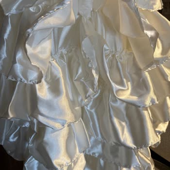 Siparişimde Farklı Kumaş Ve Kusurlu Dikiş, Markadan Dönüş Alamıyorum