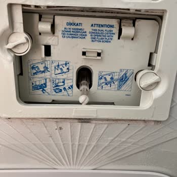 Visam Gömme Rezervuar Sürekli Akıtıyor, Klozetimde Ciddi Hasar Oluştu