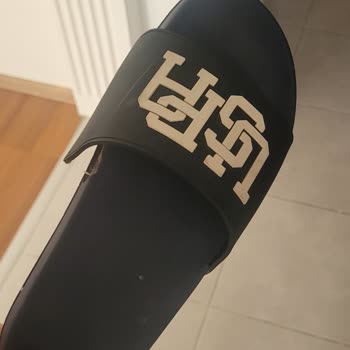 U. S. Polo Assn. Aldığım Marka Terlik Kısa Sürede Yırtıldı, Kalite Beklentimi Karşılamadı