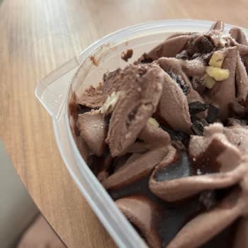 Dondurma İçinden Saç Çıkması Nedeniyle Hijyen Şikayeti Ve Mağduriyet Talebi