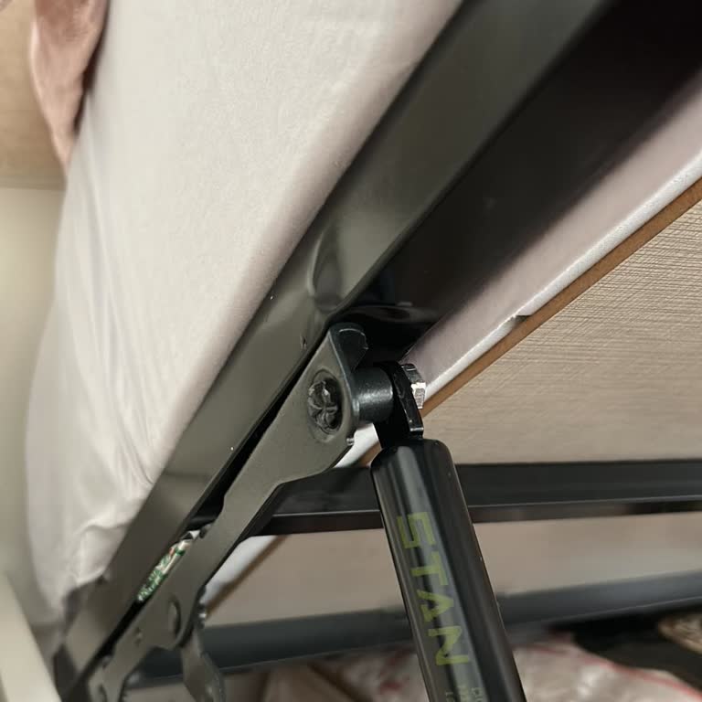 Mobilya Firması Sorunumu Çözmüyor, Mağdurum