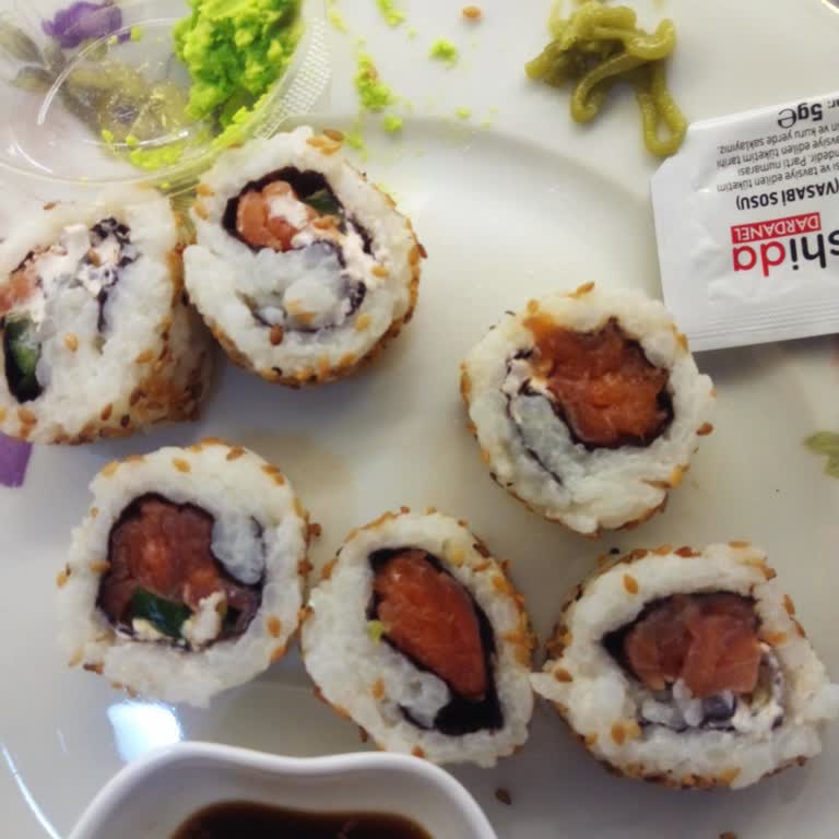 Dardanel Sushida Vasabı Yerine Tanımsız Ve Yapay Püre Sorunu