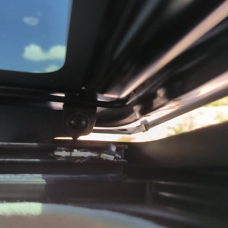 Citroen C4 X Sunroof Perdesi Ve Fitil Sorunu Sonrası Hayal Kırıklığı