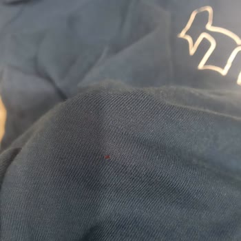 Mavi Tişörtte Delik Oluştu, İade Ve Değişim Taleplerim Reddedildi