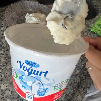 Yoğurt İçerisinden Klips Parçası Çıkması Ve Sağlık Endişesi