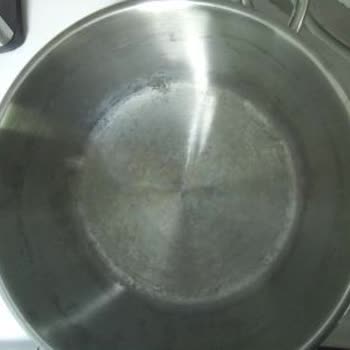 Satın Aldığım Tencere Ve Bıçak Seti 2 Günde Paslandı, Mağaza İlgisiz Kaldı