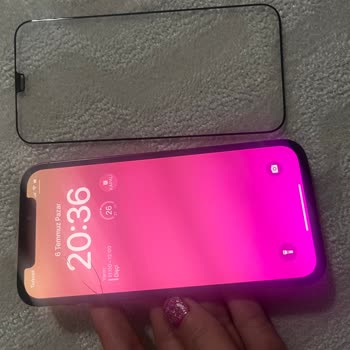 Ekran Değişimi Sonrası İç Kırık Ve Garanti Kapsamında Destek Verilmemesi Mağduriyetim