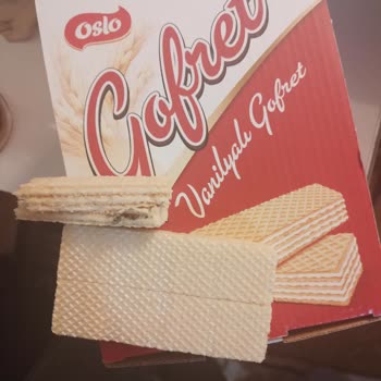 BİM'den Alınan Oslo Vanilyalı Gofretin Küflü Çıkması Ve Sürekli Bozuk Ürün Sorunu