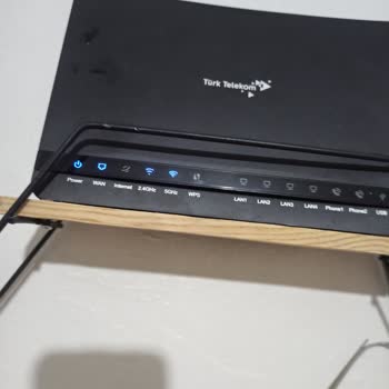 Üç Aydır İnternet Yok, Sorun Çözülmüyor!