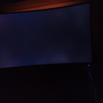 Bir Günlük Monitörde Işık Sızması Arızası Ve Değişim Talebinin Reddedilmesi