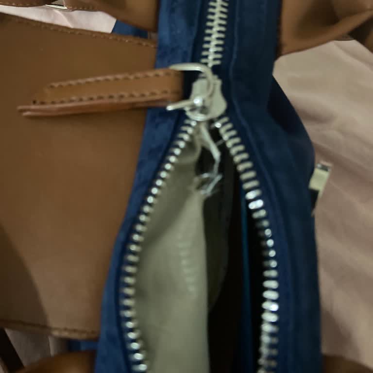 Çantanın Astarı Nedeniyle Açılmama Sorunu Yaşıyorum