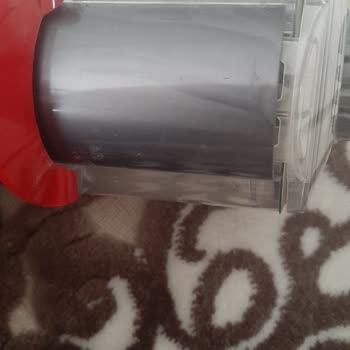 Dyson V12 Şarjlı Süpürgede Filtre Uyarısı Ve Vakum Sorununa Çözüm Bulunmuyor