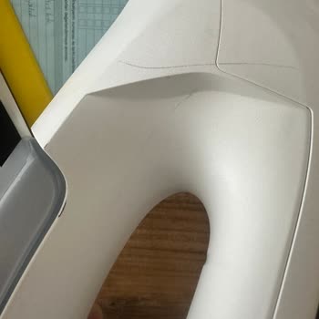 Servisten Deforme Ve Çiziklerle Dönen Cam Silme Makinesi