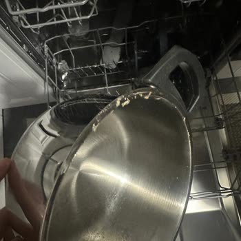 Arçelik 6444 OKI Dishwasher Fails to Clean Dishes