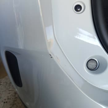 Yetkili Serviste Arka Tampon Hasarı Ve Çözümde Gecikme Mağduriyeti