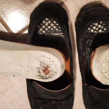 17 Günde Parçalanan Ayakkabı Ve İade Talebimin Reddi Mağduriyet Yarattı