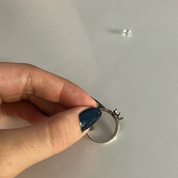 Pandora Yüzükte Taş Düştü Mağaza Destek Sağlamadı