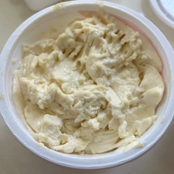 Son Kullanma Tarihi Geçmeden Bozulan Bahçıvan Krem Peynir