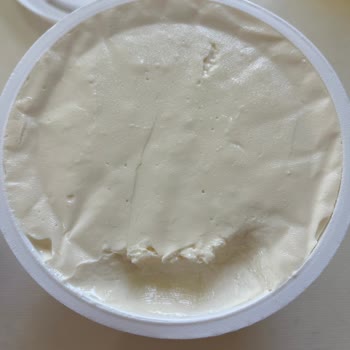 Son Kullanma Tarihi Geçmeden Bozulan Bahçıvan Krem Peynir