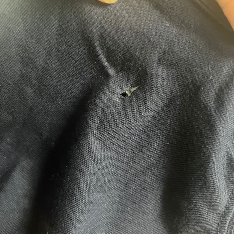 Aldığım Üründe Büyük Bir Delik Vardı