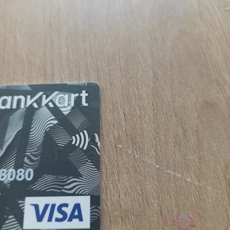 Söz Verilen Harcama Tutarına Rağmen Kredi Kartı Aidatı İadesi Yapılmadı