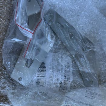 Eksik Ve Markasız Koruma Demiri, İlgisiz Müşteri Hizmetleri