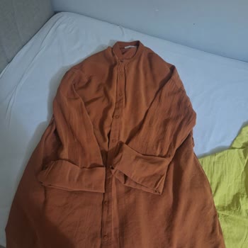 Armine Yazlık Ferace Kısa Sürede Yırtıldı, Firma Yardımcı Olmadı