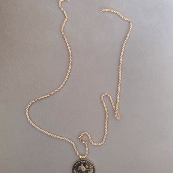 Aldığım Kolye İlk Kullanımda Koptu, Mağaza Çözüm Sunmadı