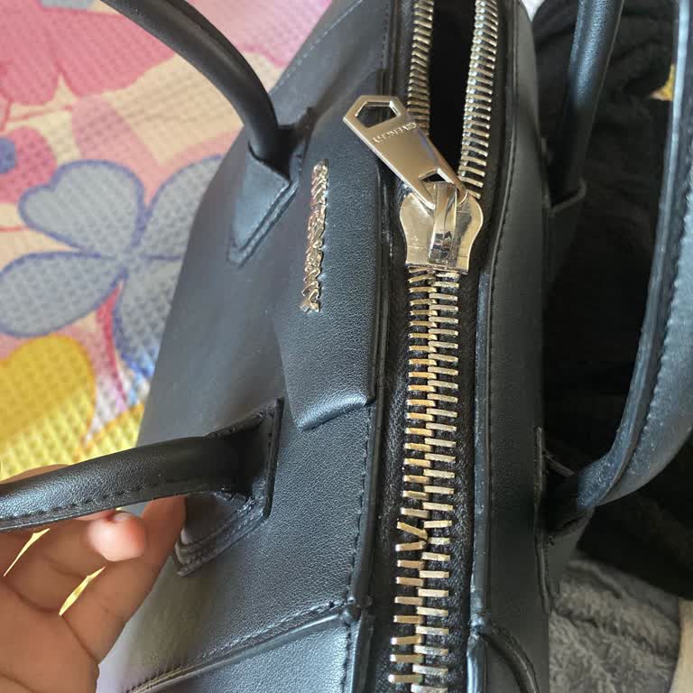 Satın Aldığım Çanta 2 Kullanımda Bozuldu, Firma Dönüş Yapmıyor