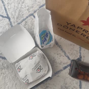Siparişimde Hem İçecek Hem Ekmek Eksik Geldi