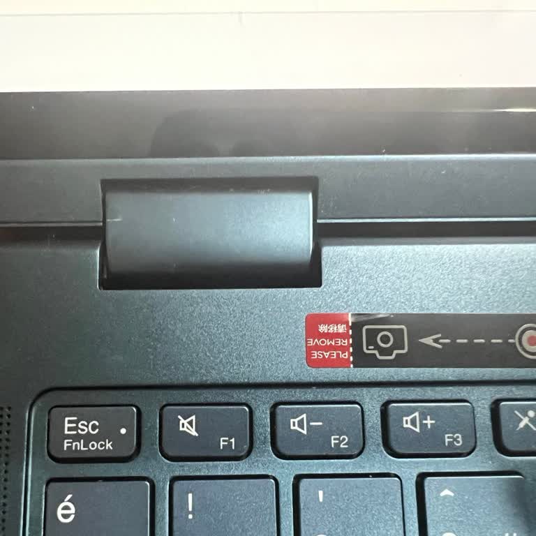 Lenovo Laptop Menteşe Arızası Garanti Dışı Bırakıldı, Mağduriyet Yaşıyorum