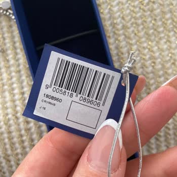 Swarovski Bilekliklerin Rengi Soldu Markadan Destek Alamıyorum