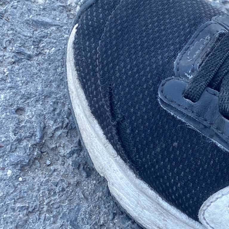 Ayakkabı Kalitesi ve İade Süreci Hakkında Şikayet