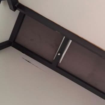 Doğan Avm Satın Aldığım Kırık Ürün Değiştirilmedi, Firma İlgisiz Kaldı