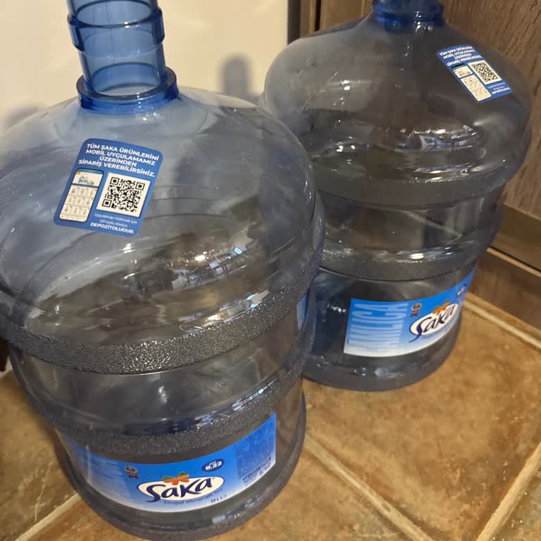 Saka Su'nun Müşteriyle Sert Ve Suçlayıcı İletişimi Nedeniyle Hizmet Sonlandırma