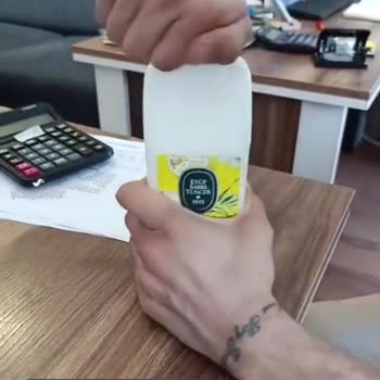 Eyüp Sabri Tuncer Kolonya Kapak Sorunu