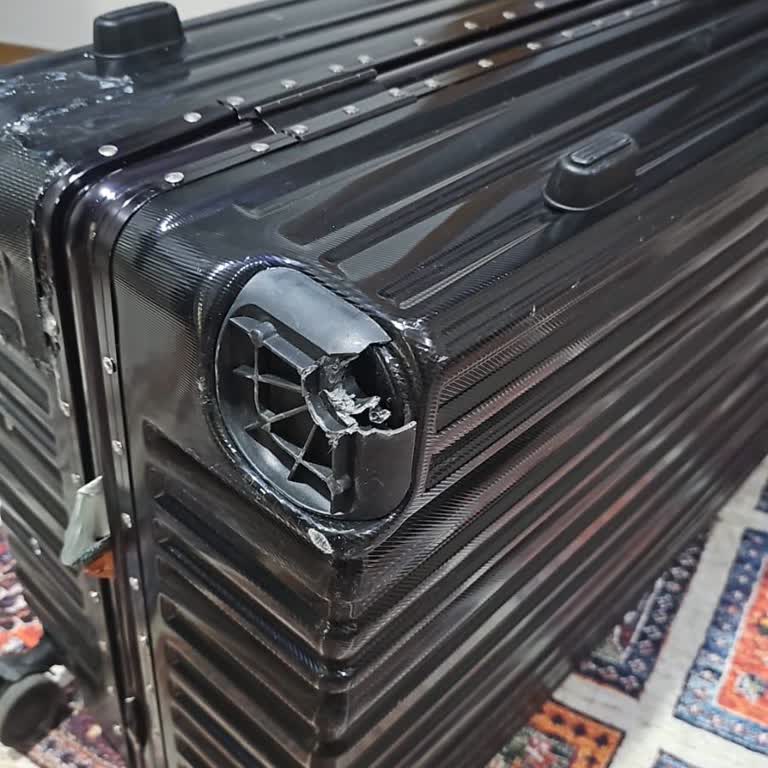 Kaybolan Valizim Kırık Halde Teslim Edildi THYden Çözüm Bekliyorum