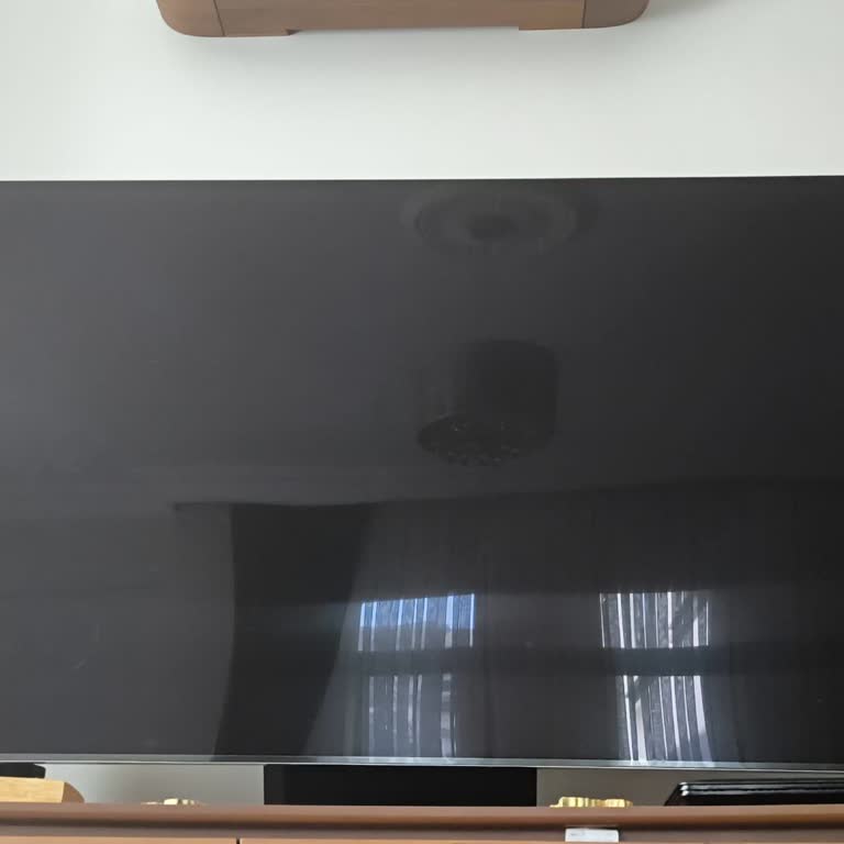 Samsung TV'de 2,5 Yılda Panel Arızası ve Yüksek Tamir Ücreti Hayal Kırıklığı Yarattı